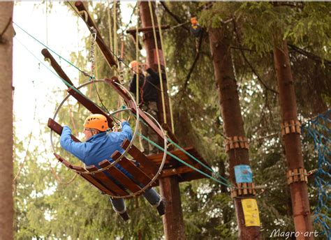 Park Linowy Dragon Valley - Zabytkowa Trasa Wspinaczkowa i Niezapomniane Widoki